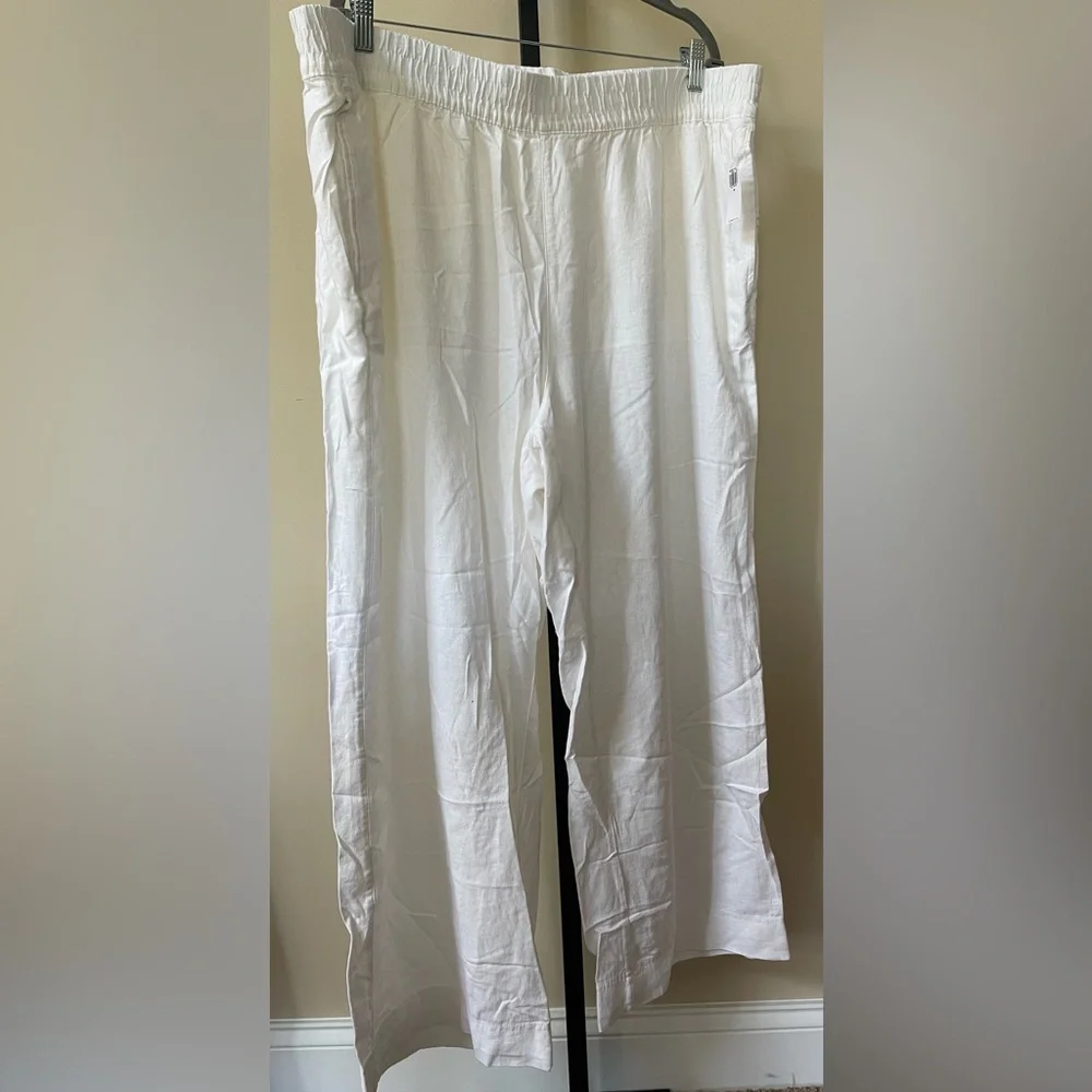 Old Navy White Wide Leg Linen-Blend Pants with Tie Waist - Picture 2 of 3